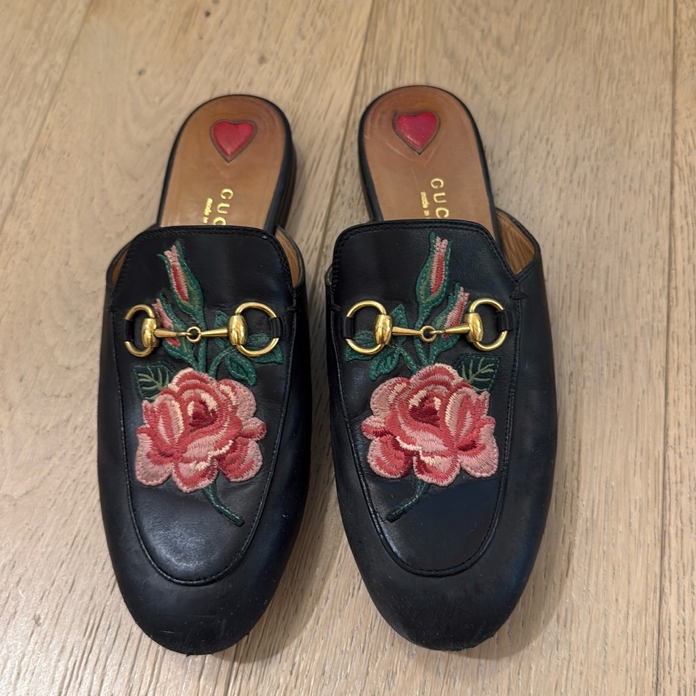 Gucci Pricetown embroidered Rose loafers